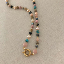 Cargar imagen en el visor de la galería, Collar Maggie